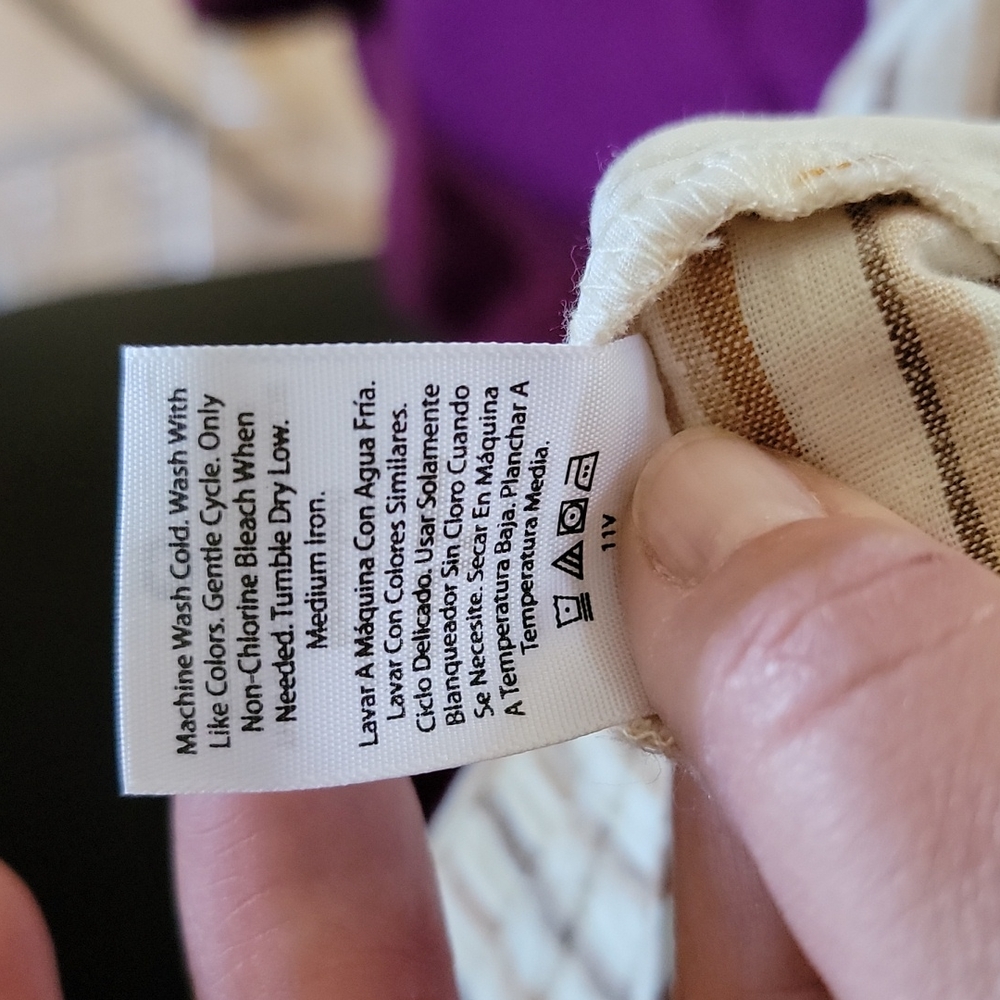 Linen Blend Shorts - Picture 4 of 5
